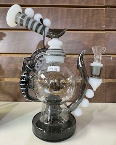 Dirt Cheap - $70 Bong