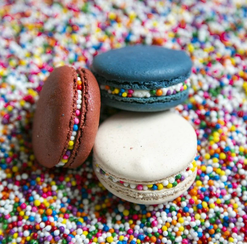 Herve - Birthday Cake Celebration Macarons - 30mg - Herve Main Image