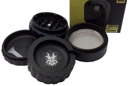 SANTA CRUZ SHREDDERS - 62MM SHREDDER 4 PC Grinder #33 ND