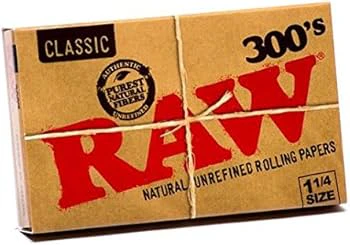 Raw  - RAW Classic Rolling Papers 1 1/4 300pk Main Image