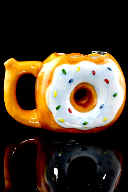 Smoketok - donut coffee bong Main Image