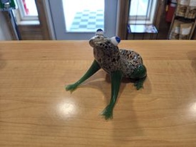 Frog Hand Pipe
