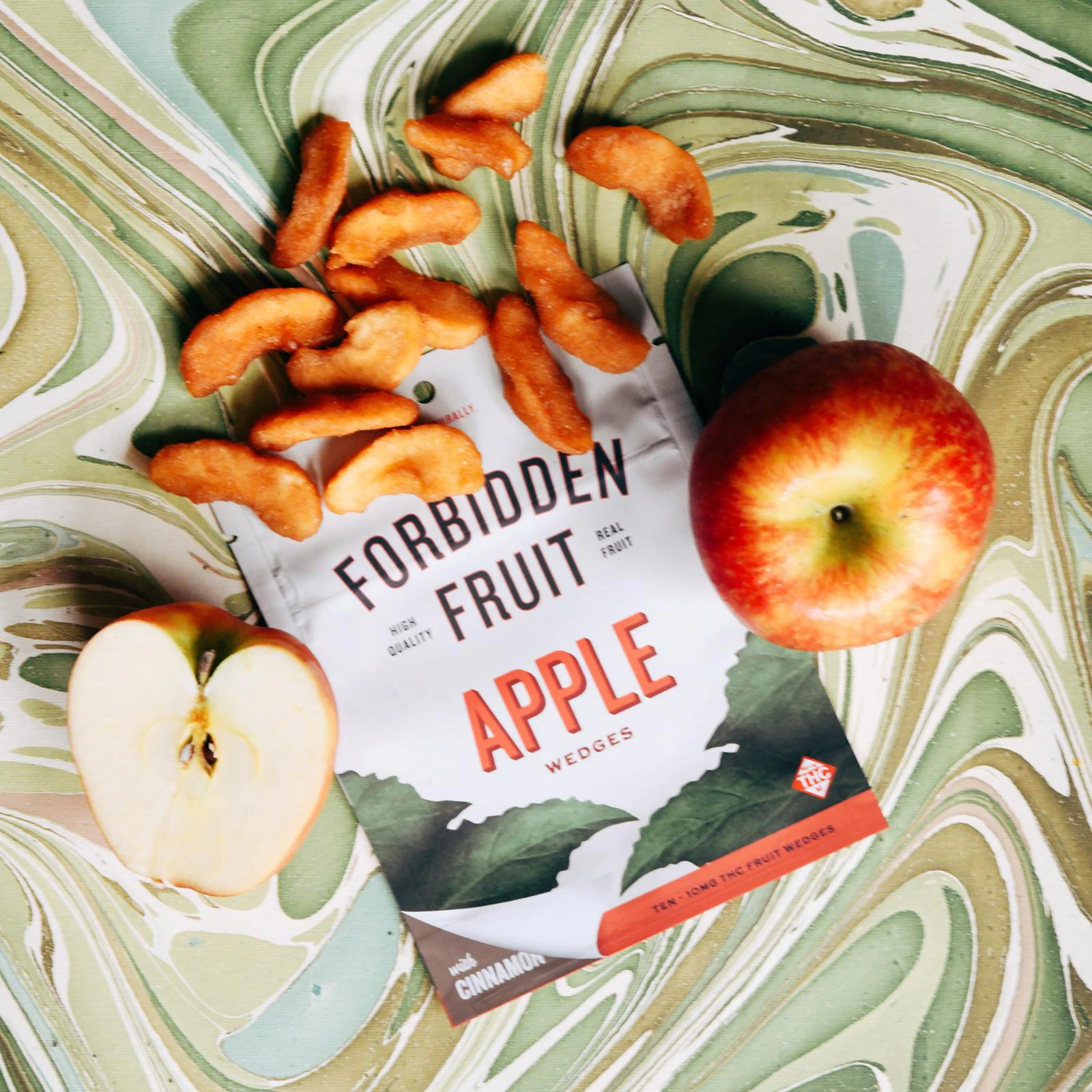 forbidden fruit - FORBIDDEN FRUIT - APPLE WEDGES 100MG Main Image