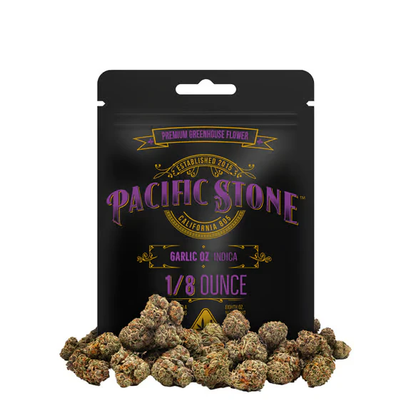 Pacific Stone - Garlic OZ | Flower | 3.5g Main Image