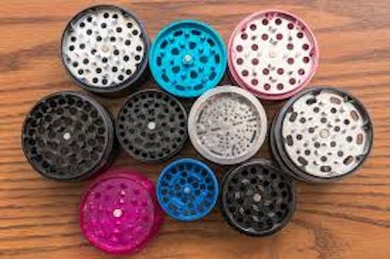 Accessories | 3 Compartment Grinder | Threaded | HR
