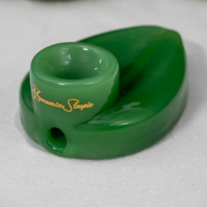 MN Legit - MN Legit | Flower Petal Pipe w/ Screen | Green