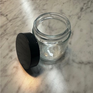 Evergreen Retail - 4oz Glass Jars