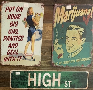 The Nest Accessories - Novelty Tin Signs