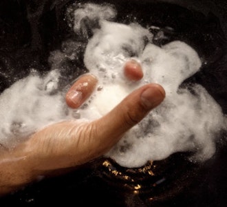 KUSH QUEEN - Kush Queen - 1:1 Bath Bomb - Shield