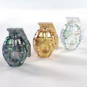 LUV BUDS - SirEEL - 3.5" Iridized Grenade Hand Pipe