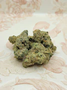 Haylow Farms - Moonranker - Deli Flower