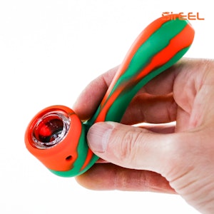 Gear - 5.5" Silicone Savant Hand Pipe with Glass Screen