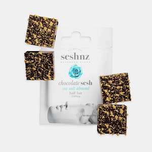 SESHNZ - SEA SALT ALMOND CHOC HALF BAR