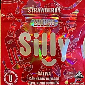 MYSTERY BAKING COMPANY - Strawberry 2000MG Gummy Squares by Silly (Sativa)