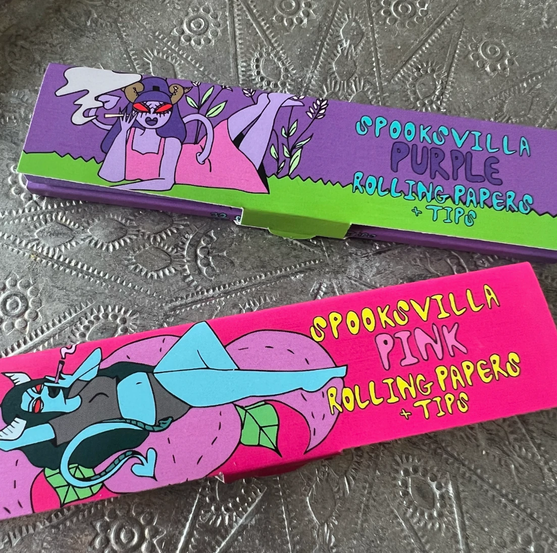 Spooksvilla - Natural - King Size Rolling Pprs + Tips Main Image