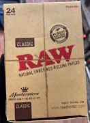 Raw Classic Masterpiece King Size Slim + Pre-Rolled Tips