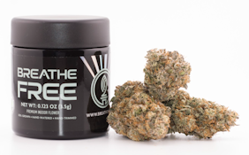Strawberry SLAPS! - 3.5g - Breathe Free