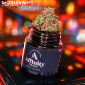 Bachelor Party Flower T26.60% H 00657