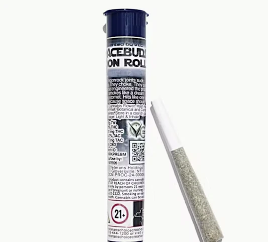 SPACEBUDS - Apple Pie -Hybrid- 31% THC | 1.5g Moon Roll (Moonrock Infused Pre-Roll) | Spacebuds -a4 middle 1