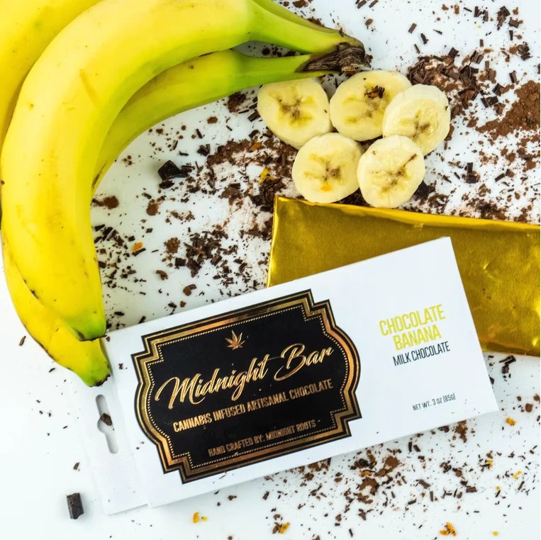Midnight Roots - Midnight Roots - Banana Milk Choc. - 200mg Main Image