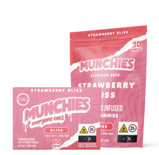 Munchies - Strawberry Bliss 10pk Gummies - Hybrid | Munchies Main Image