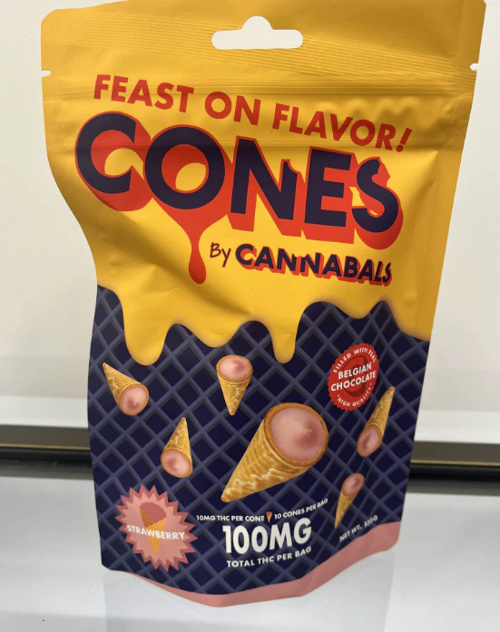 Cannabals - Cannabals | Edibles - Chocolates | strawberry chocolate - Belgian Cone - 10pc x | 100mg Main Image