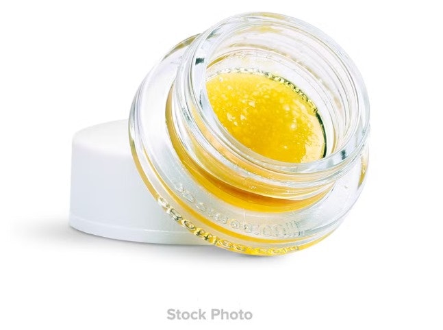 Pura - Terp Poison -Hybrid- 82.36% THC | 1g Live Resin | Pura      -back refrigerator 