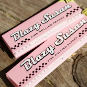 Blazy Susan - 1.25" 50pk Rolling Papers Pink