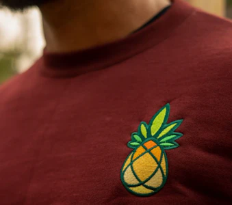 Humble Root - (XXL) HR Burgundy Champion Crewneck