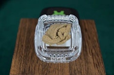 urbanXtracts - Papaya Wine - 1G (Dad Hash) Solventless Hash - Concentrate