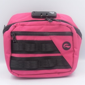 Skunk - KROSS (8X7.5X3) W/COMBO LOCK - PINK - SMELL PROOF