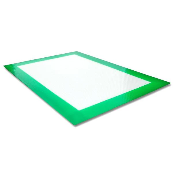 Gear - Non-Stick Silicone Mat (11 1/2" X 16")  Main Image