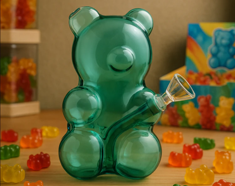 HEMPER - Hemper Gummy Bear Bong w/ Bowl Main Image