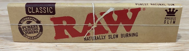 King Size Slim Classic Rolling Paper -  Raw