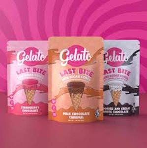 GELATO - Last Bite Strawberry White Chocolate Filled Cones 10qt.