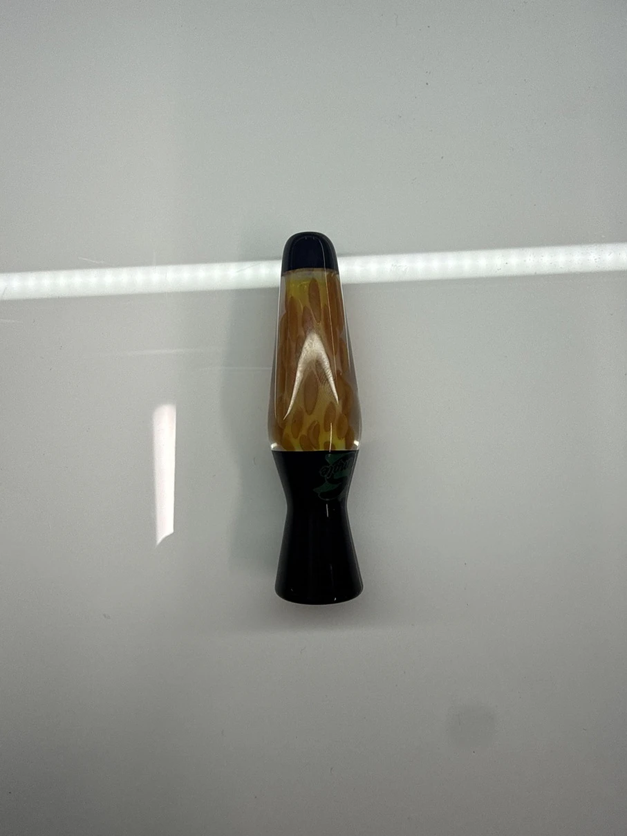 MN LEGIT - Glass- Lava Lamp- Pinchie Main Image