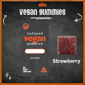 nka | STRAWBERRY | VEGAN GUMMY SQUARES - 400 MG