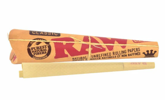 RAW - Classic Kingsize Cones - 3pk Main Image