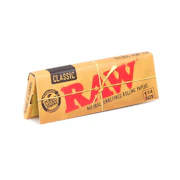 RAW Classic Rolling Papers  1 1/4