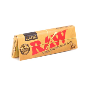 Raw  - RAW Classic Rolling Papers  1 1/4