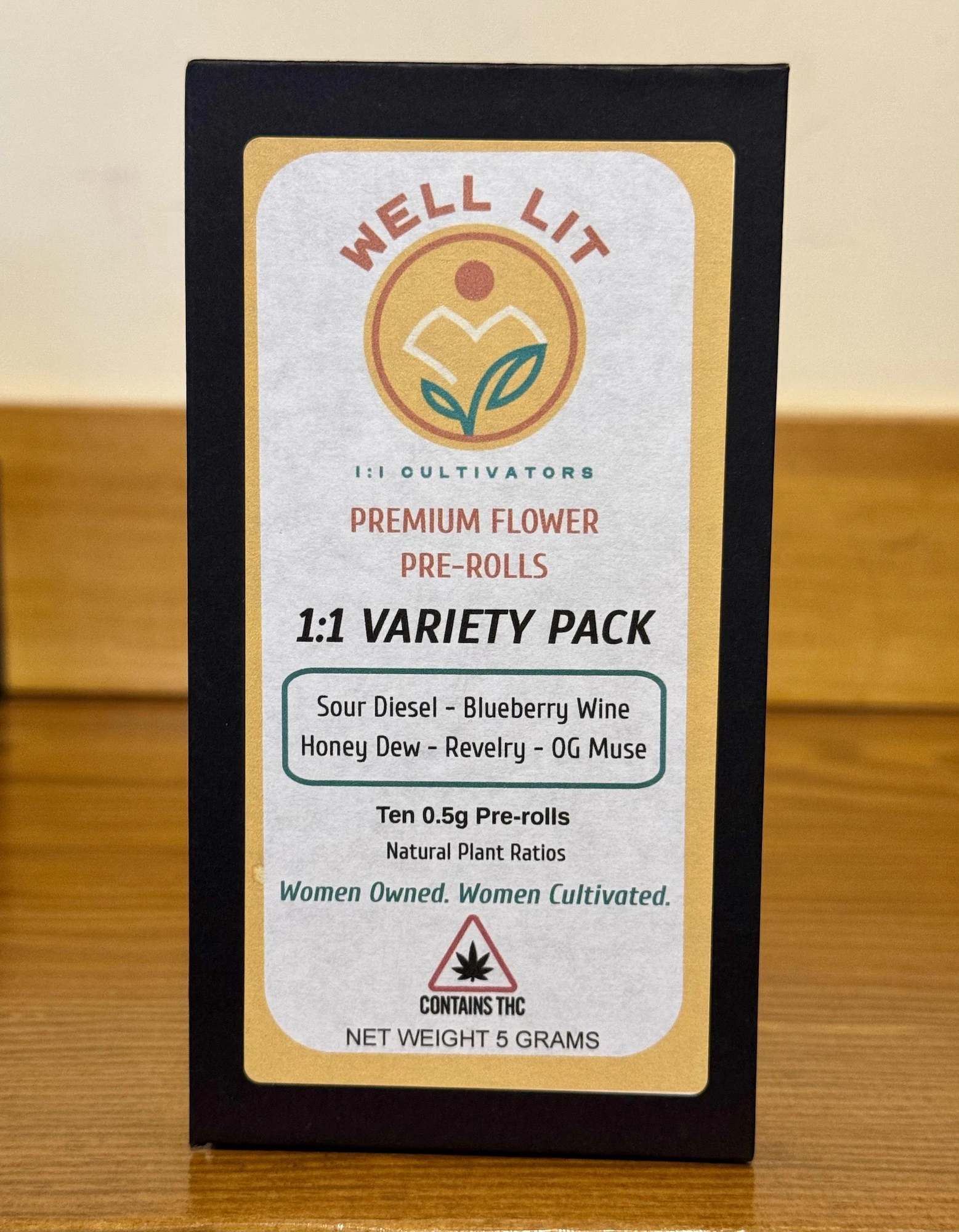 NO BRAND - 1:1 Variety Preroll 10-Pack | .5g Prerolls | Well Lit Main Image